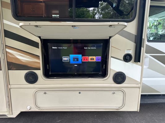 *New Listing* 2016 Thor Freedom Elite 29FE