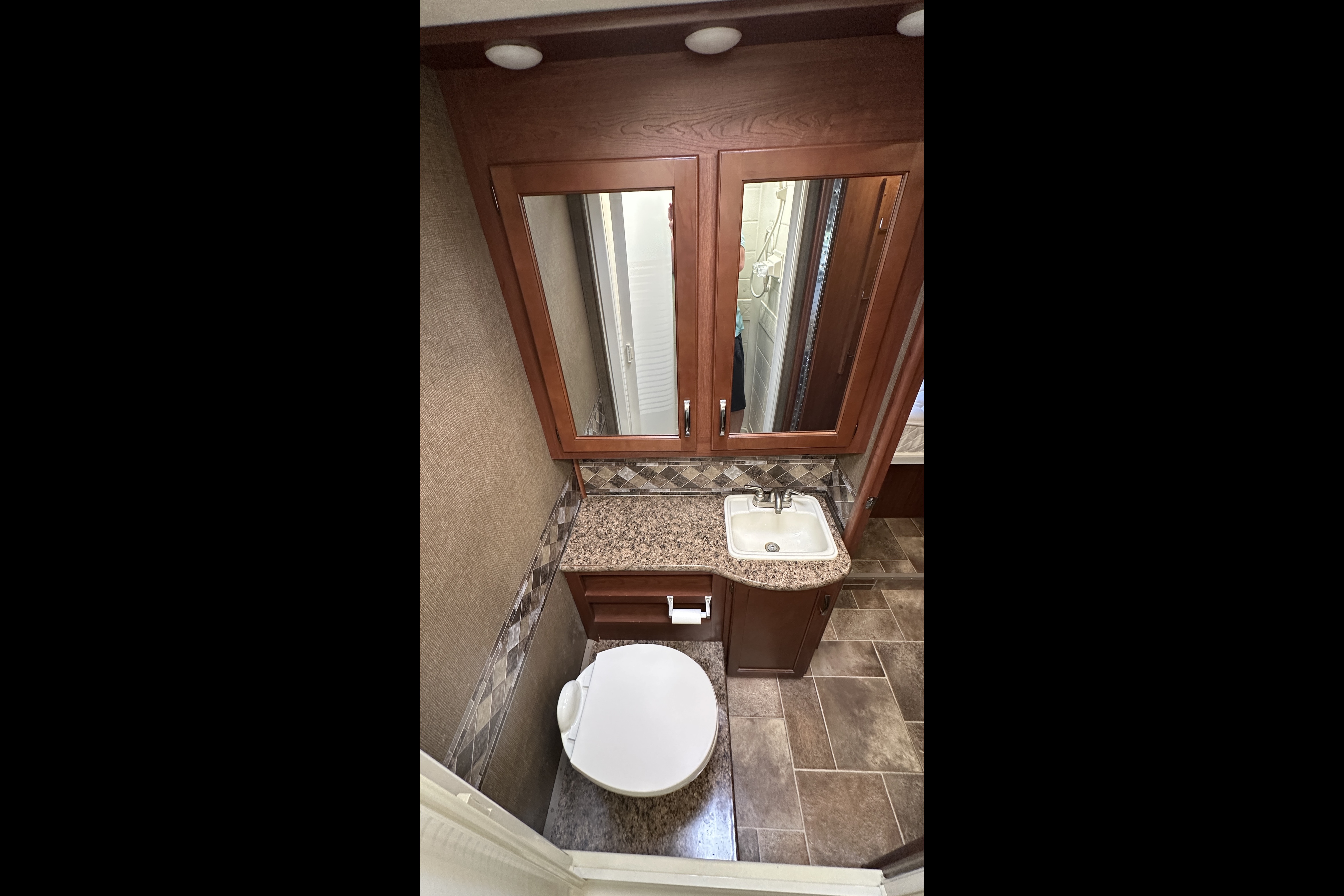 *New Listing* 2016 Thor Freedom Elite 29FE
