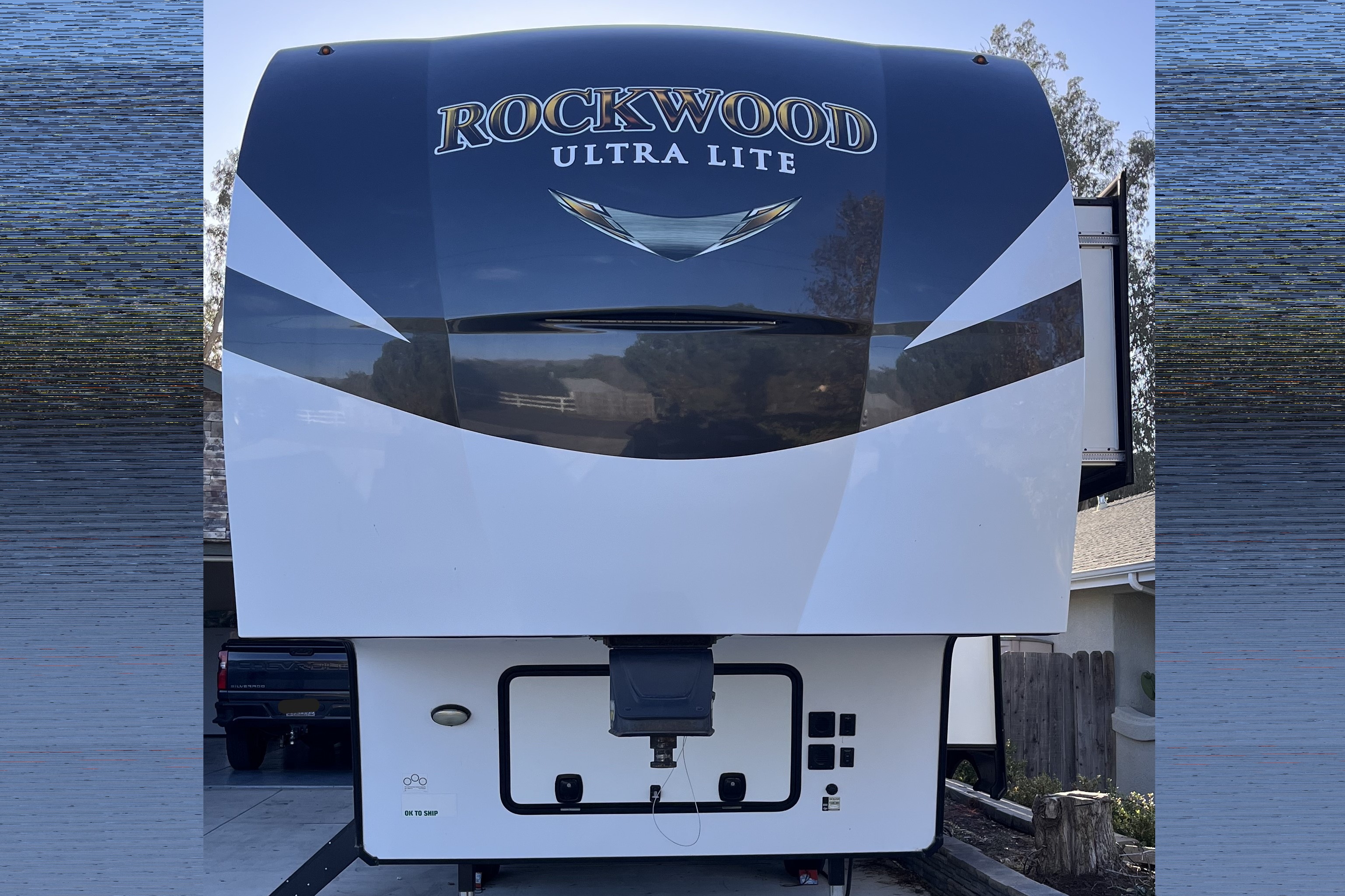 Cozy Coast Escape: 2020 Rockwood Ultra Lite 2888WS