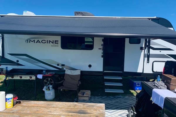 Fully Equipped Couples Glamping Travel Trailer