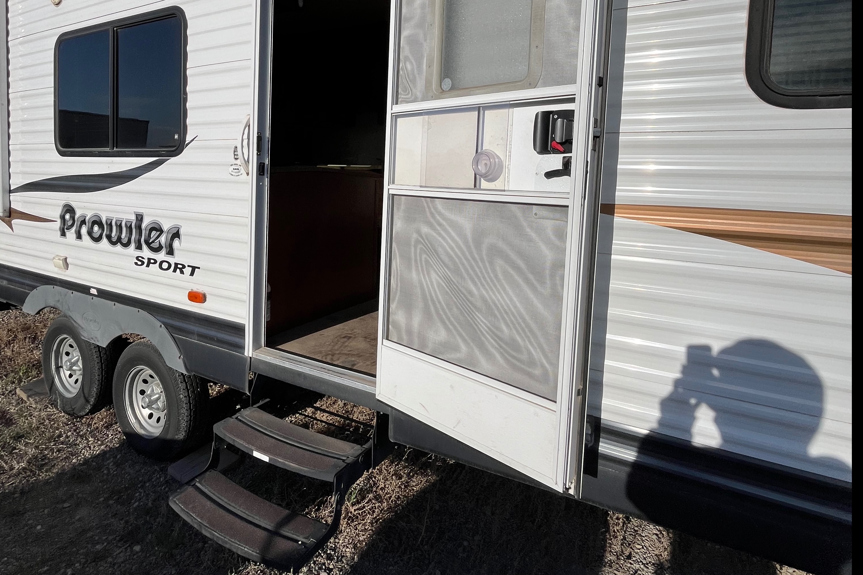 2011 Prowler travel trailer