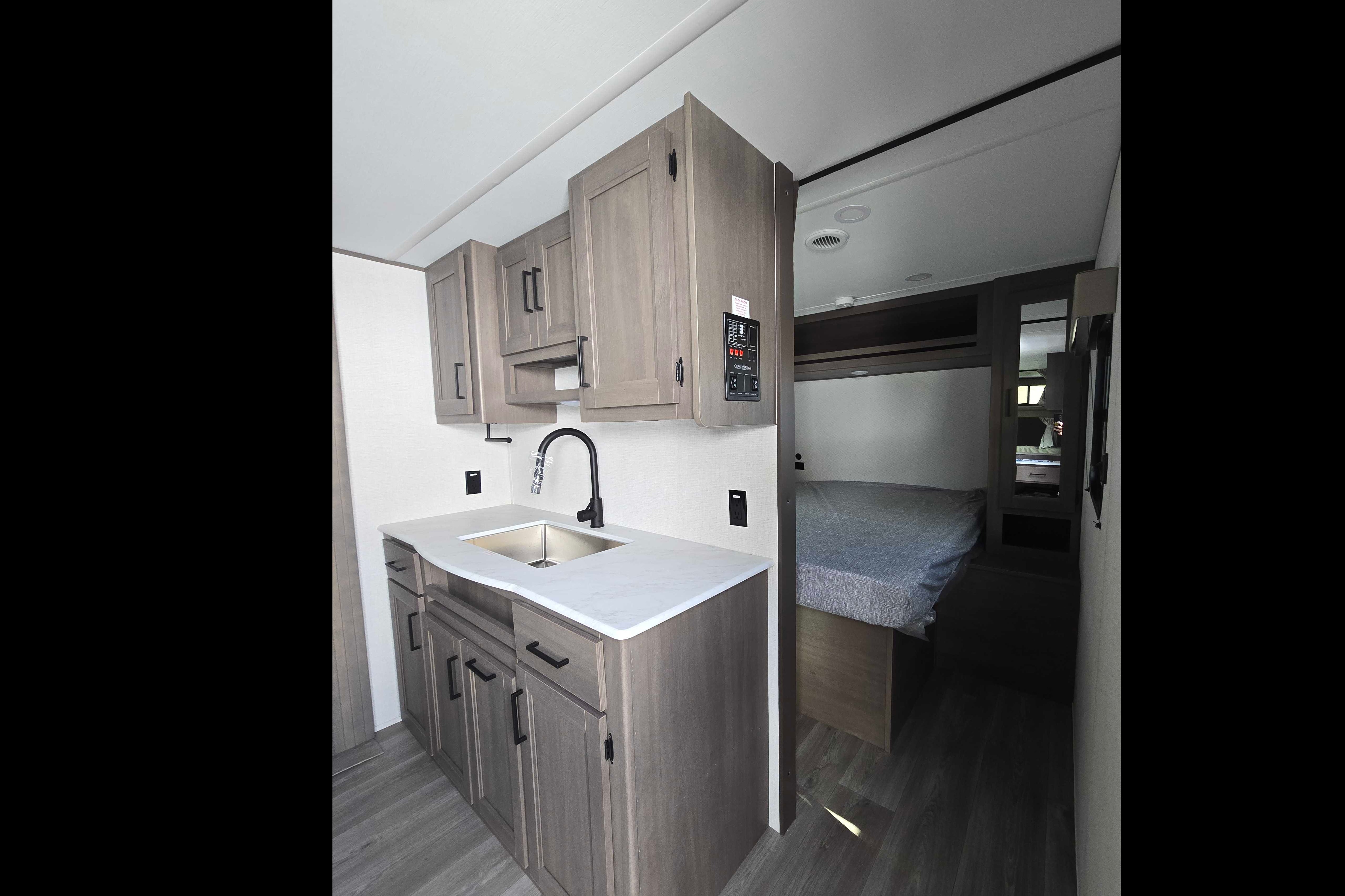 J&J Rv Rentals Grand Design