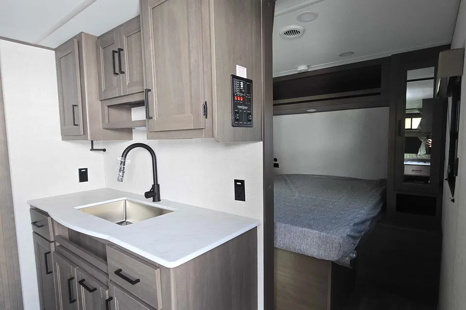 J&J Rv Rentals Grand Design