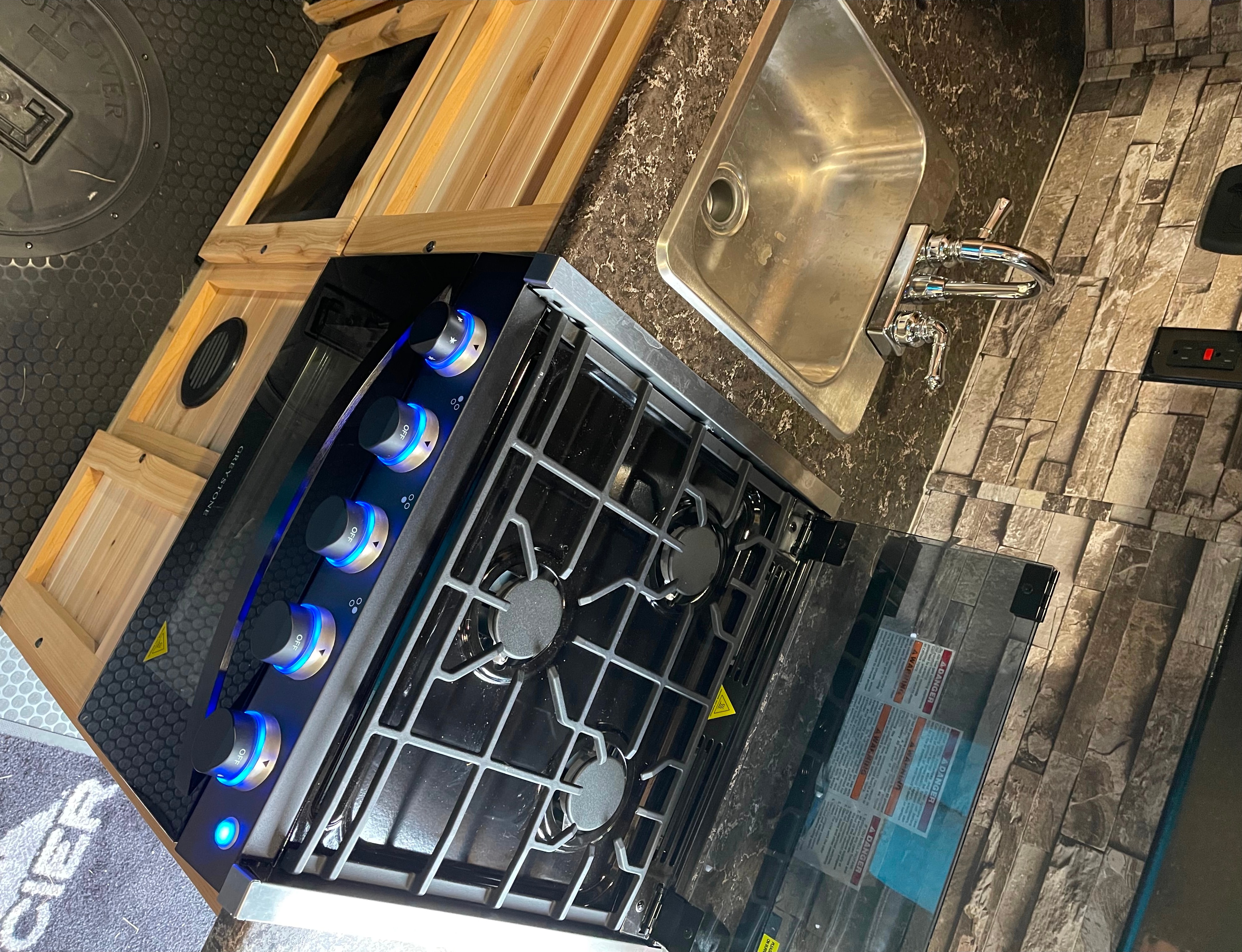 Glacier Ice House RV Explorer Edition & Toy Hauler