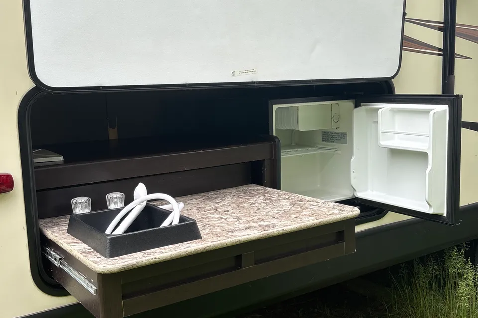 Matt's Dutchmen kodiak express Travel Trailer