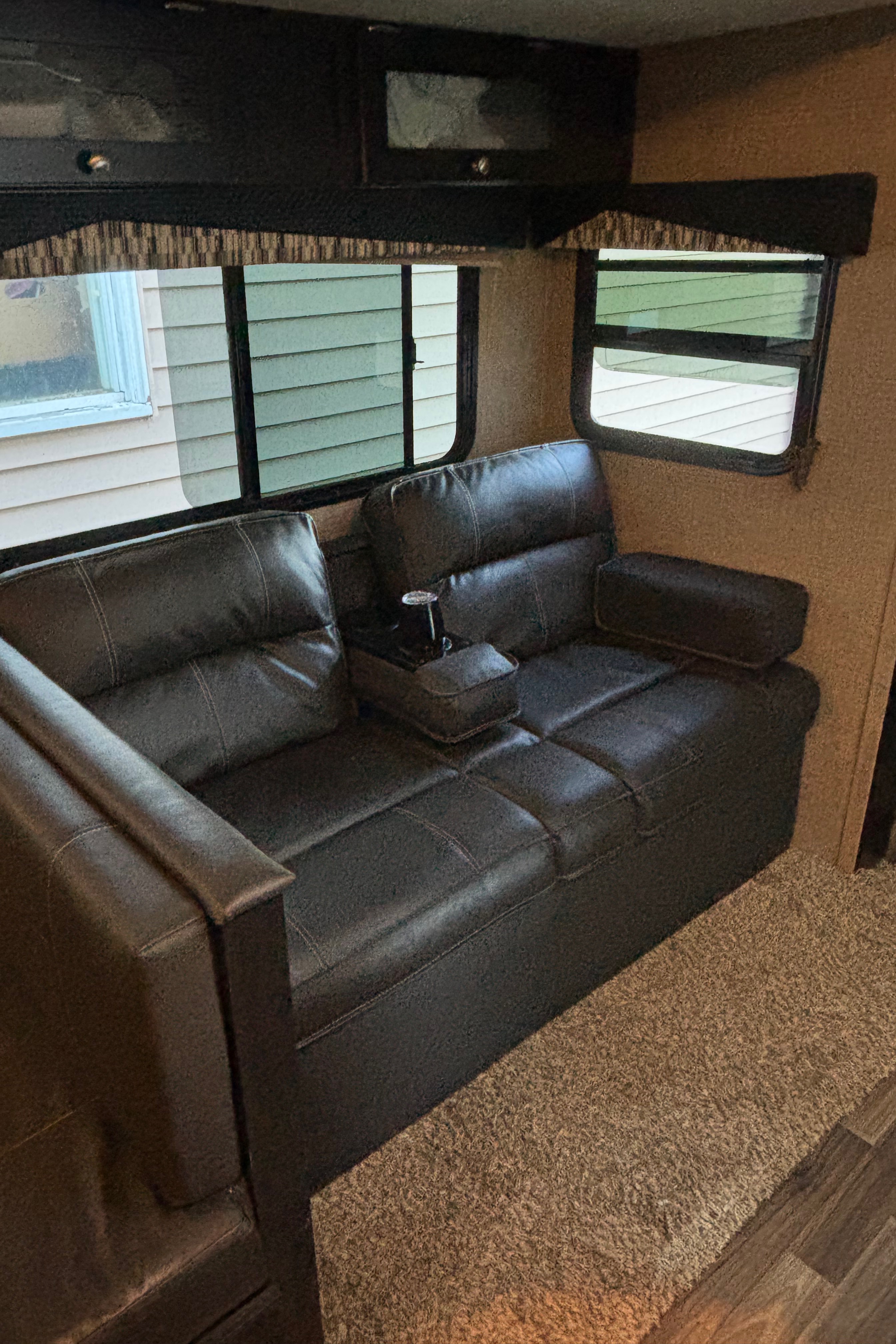 Matt's Dutchmen kodiak express Travel Trailer