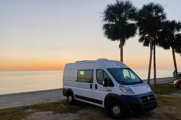 Island Dream - 4 season camper, pets welcome