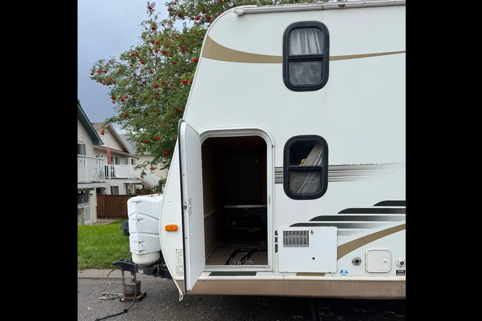 Dutchmen Aerolite 21QS Travel Trailer