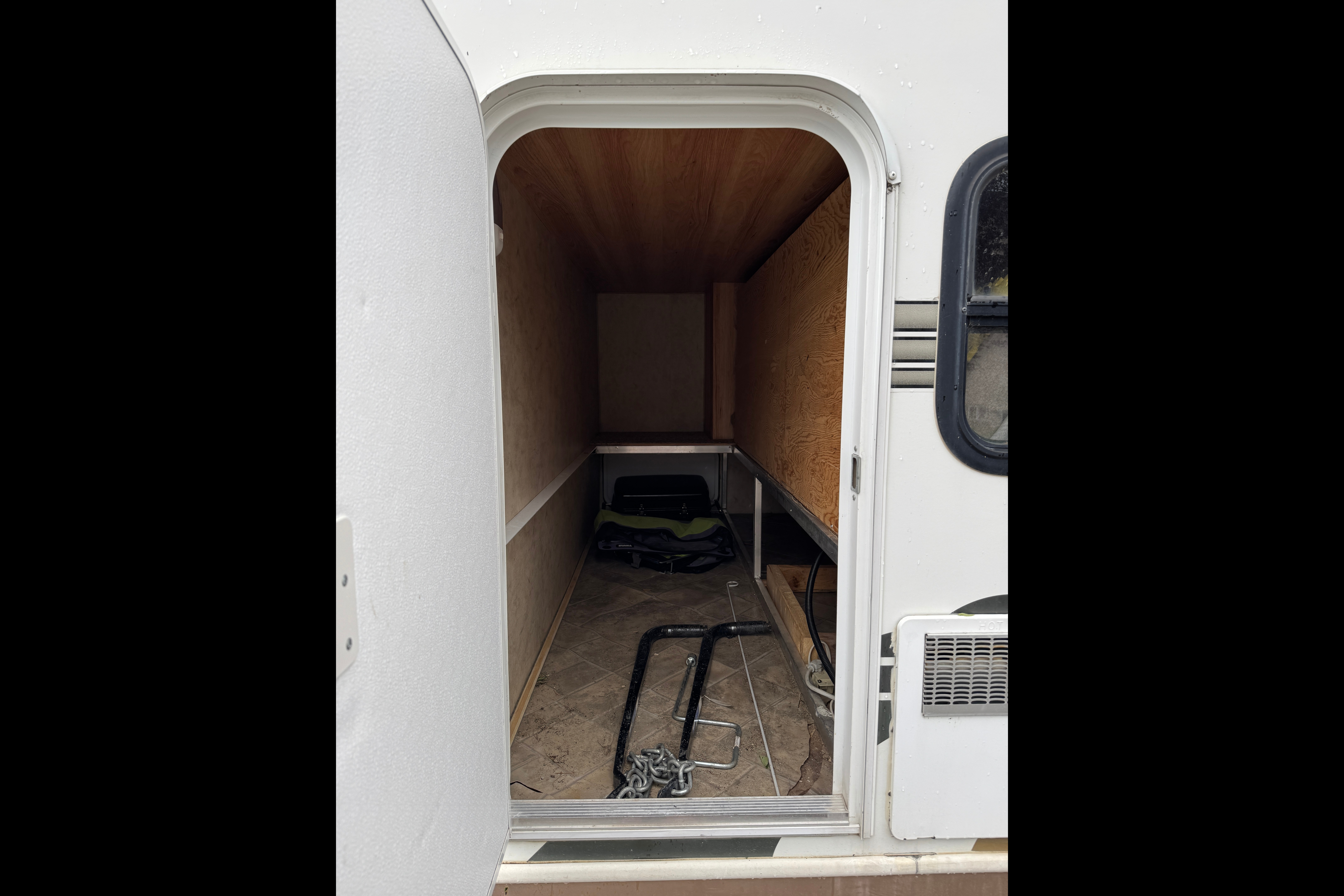 Dutchmen Aerolite 21QS Travel Trailer