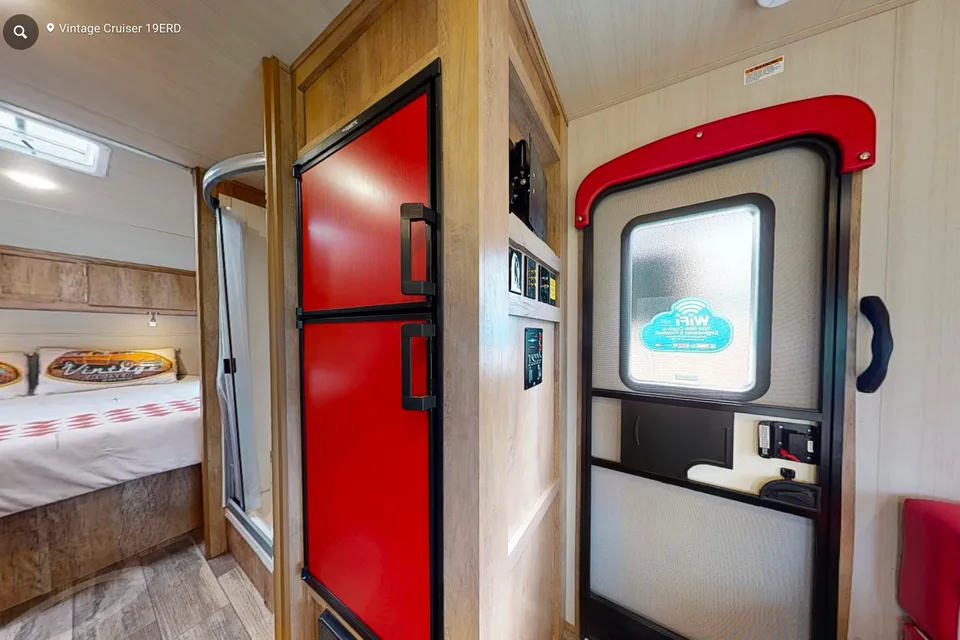 GB's Gulf Stream Vintage 19ERD Travel Trailer