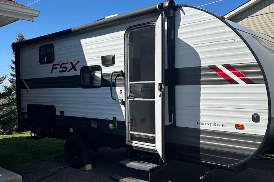 Jo’s Forest River Wildwood FSX 178BHSK Travel Trailer