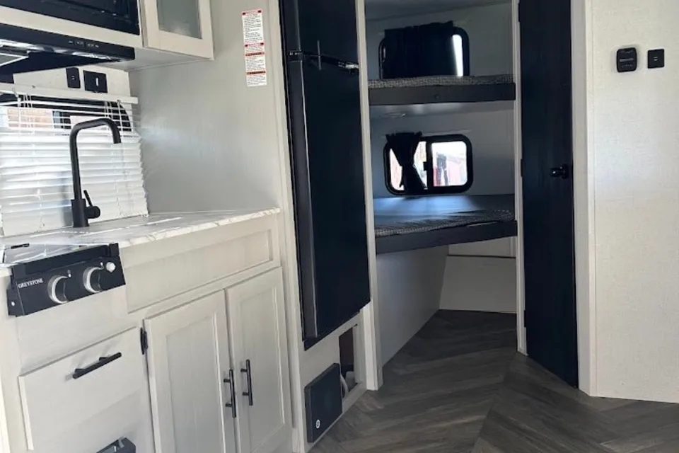 Jo’s Forest River Wildwood FSX 178BHSK Travel Trailer