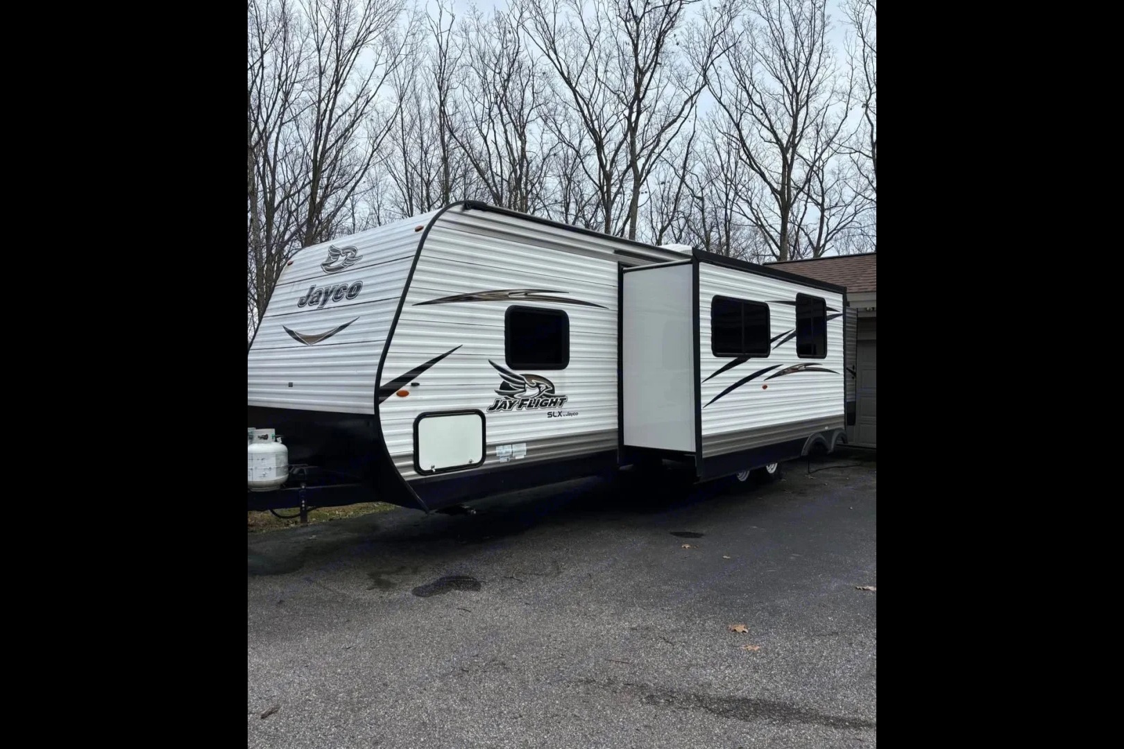 Great Lakes Glampers Jayco 294QBHS Travel Trailer