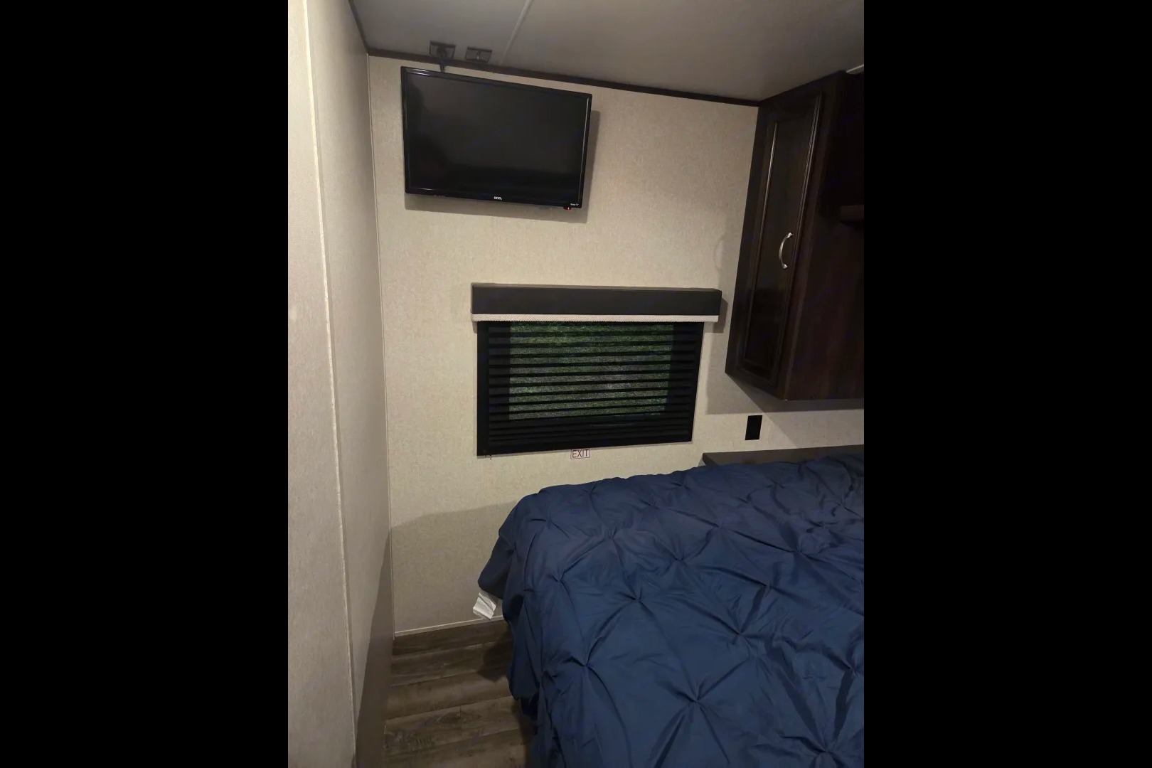 Great Lakes Glampers Jayco 294QBHS Travel Trailer