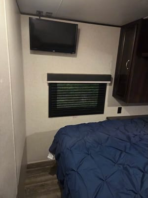 Great Lakes Glampers Jayco 294QBHS Travel Trailer