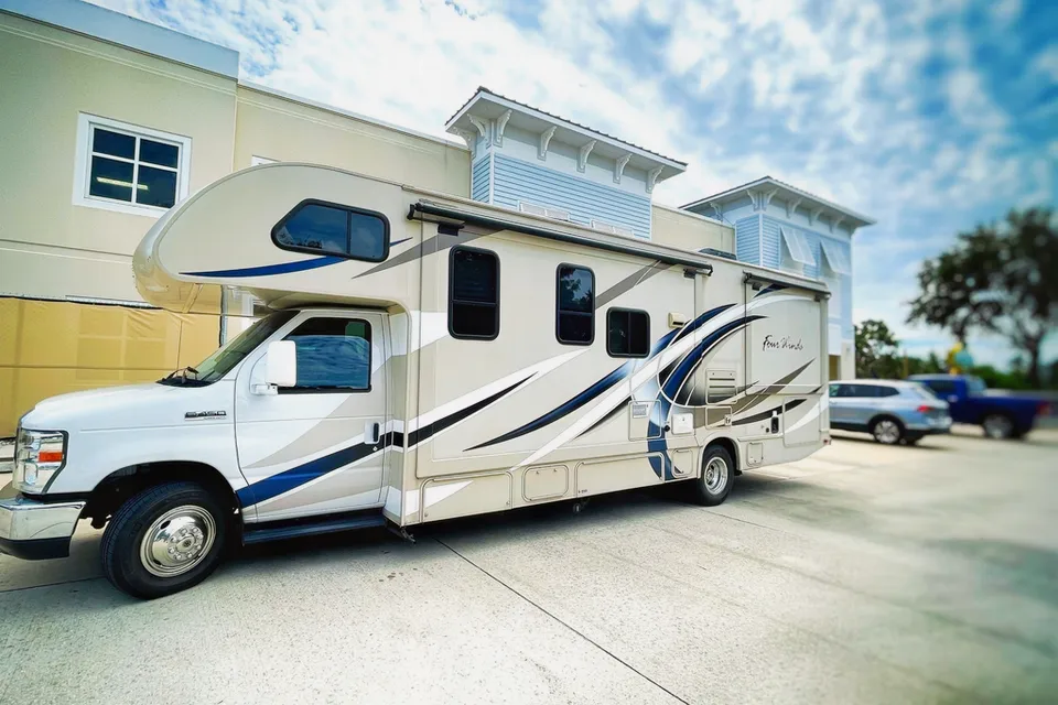 Adventure Awaiits with RVNighter Your 29ft Fully-equipped Home on Wheels