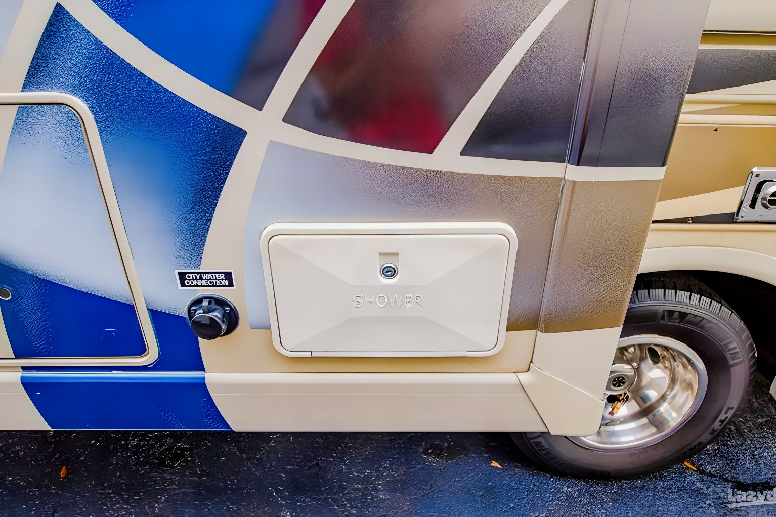 Adventure Awaiits with RVNighter Your 29ft Fully-equipped Home on Wheels