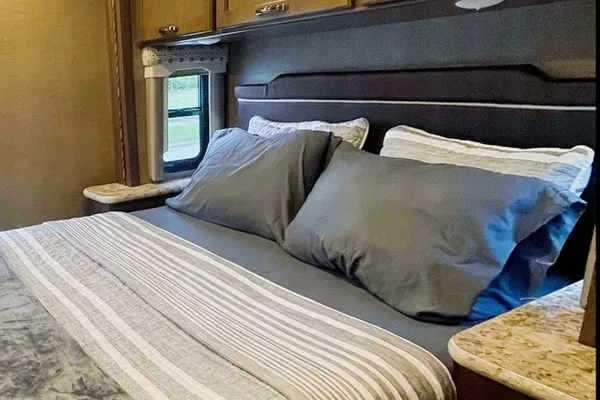 Adventure Awaiits with RVNighter Your 29ft Fully-equipped Home on Wheels