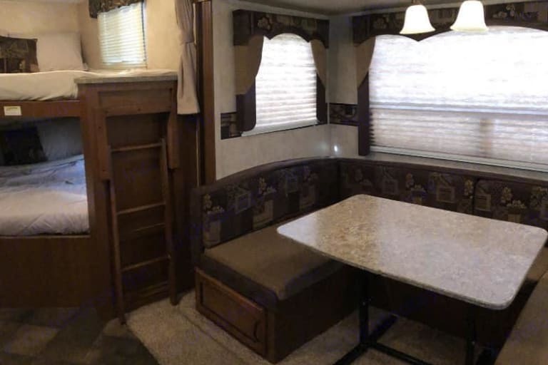 Richard's 2019 Keystone Springdale -Room for the whole gang!