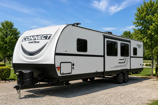 Adventure-Ready KZ Connect C332BHK | Starlink WiFi | Sleeps 7-10