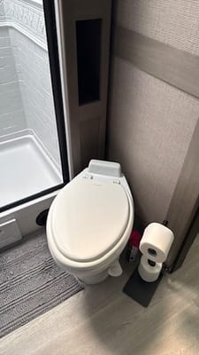 BRAND NEW JUST FOR YOU! 2025 Grand Design Transcend Sleeps 8
