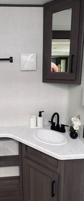 BRAND NEW JUST FOR YOU! 2025 Grand Design Transcend Sleeps 8