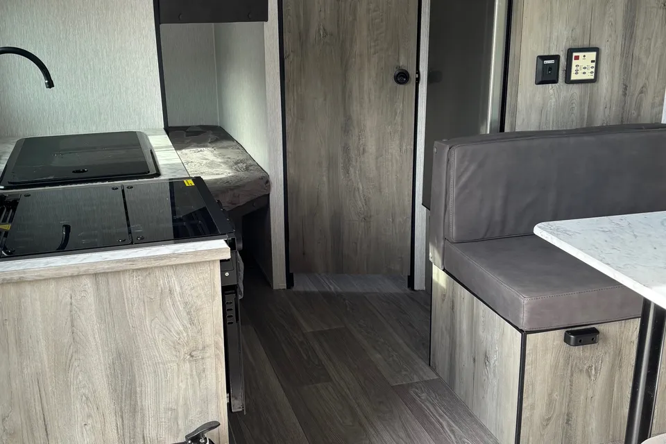 Brand New 2026 Sunset Park RV 21DB Travel Trailer
