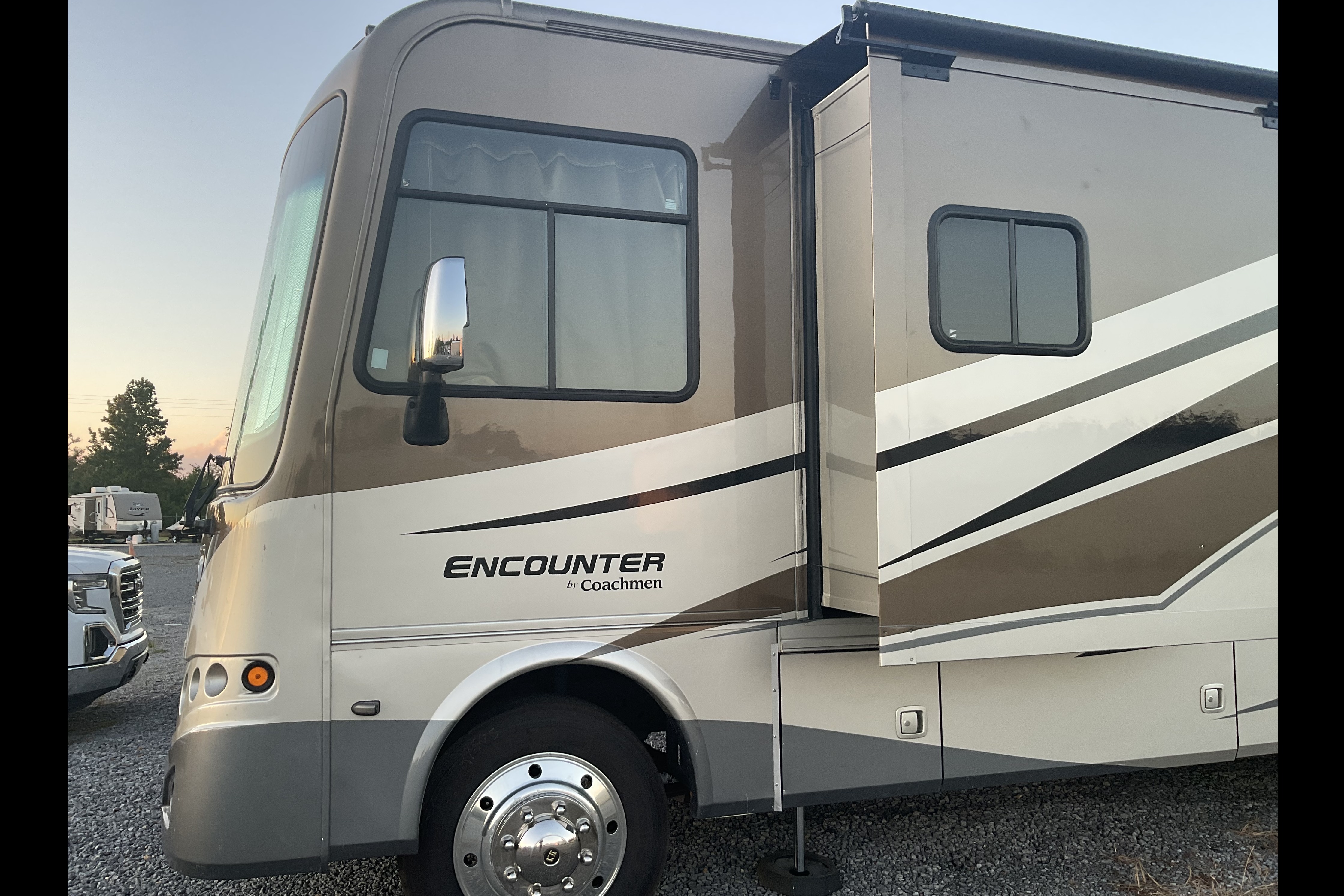 Coachmen Encounter Class A ready for a trip