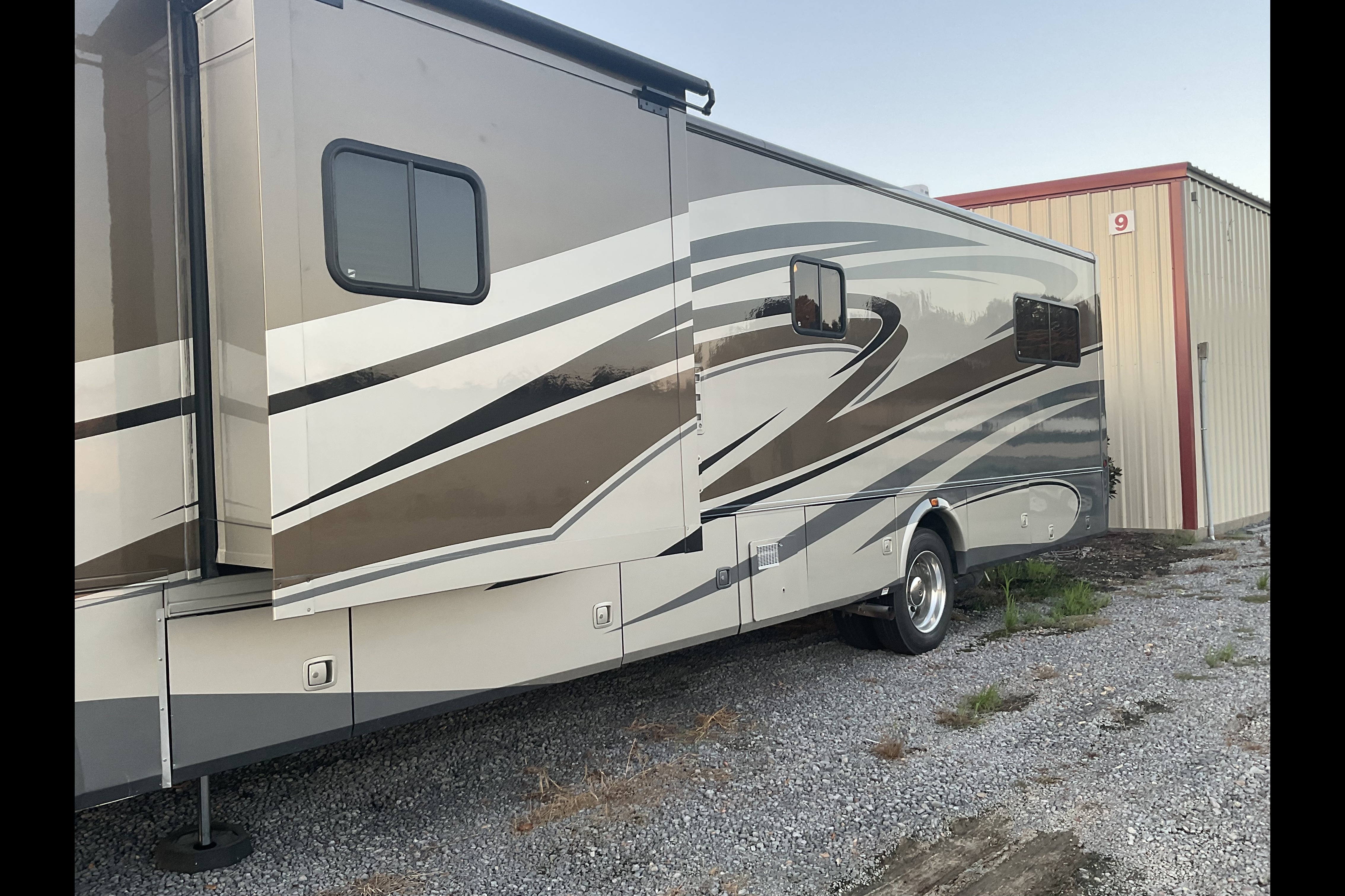 Coachmen Encounter Class A ready for a trip