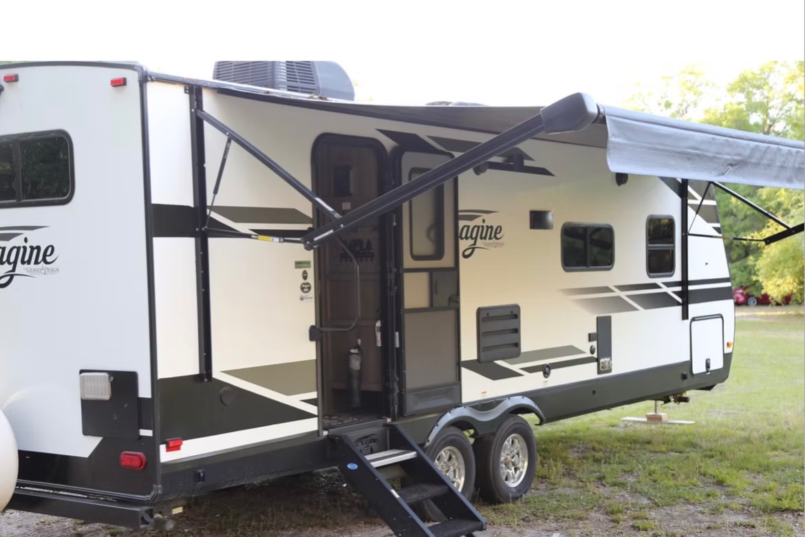 Luxurious, Grand Design IMAGINE 2600 Travel Trailer