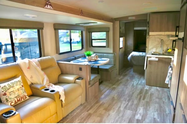Luxurious, Grand Design IMAGINE 2600 Travel Trailer