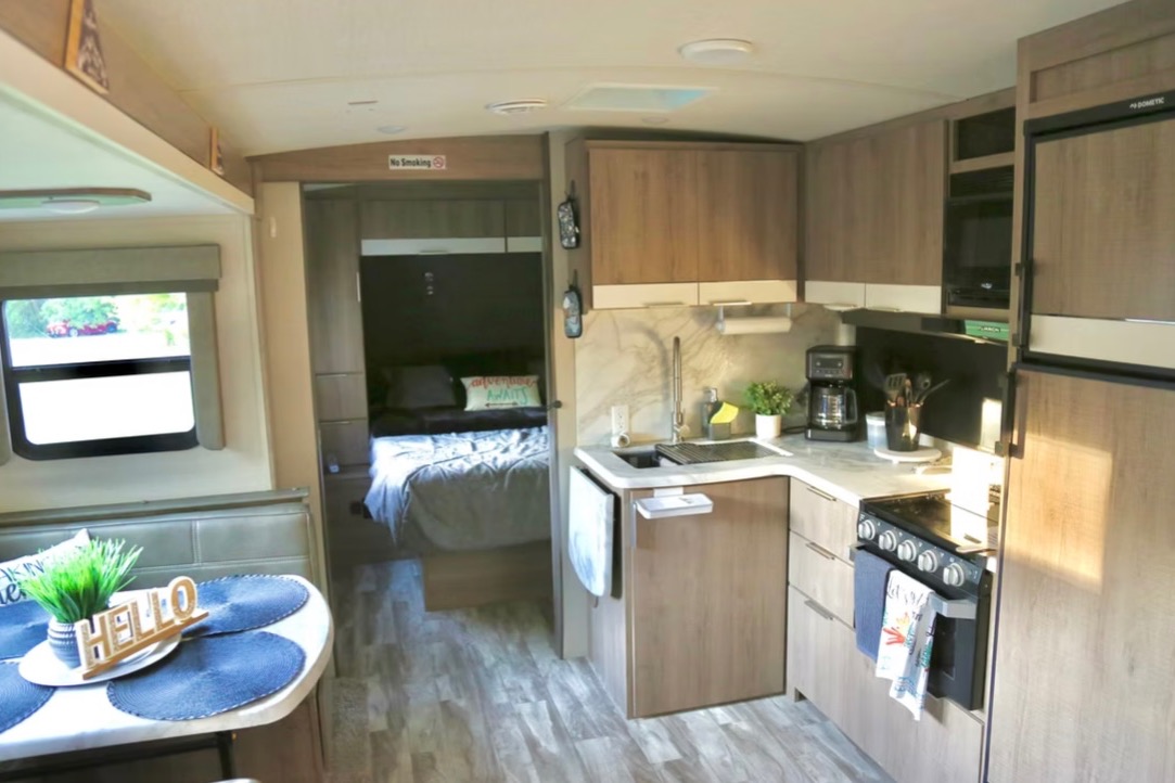 Luxurious, Grand Design IMAGINE 2600 Travel Trailer