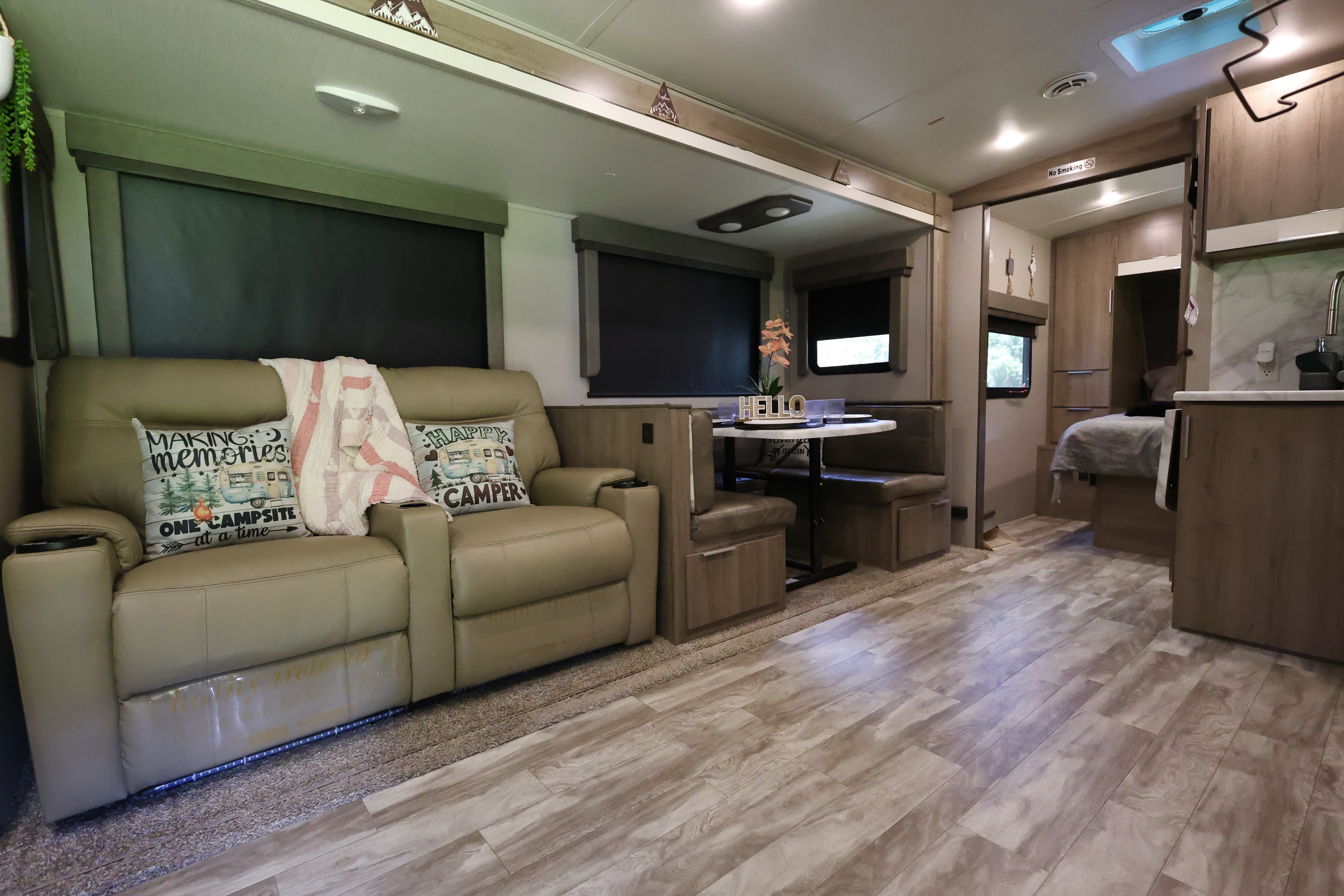 Luxurious, Grand Design IMAGINE 2600 Travel Trailer