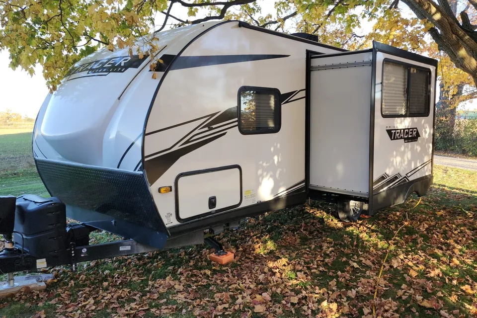 Tracer Retreat: 8 person travel trailer