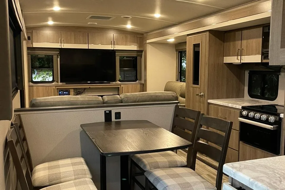 Brandon's Grand Design 3100RD  Travel Trailer