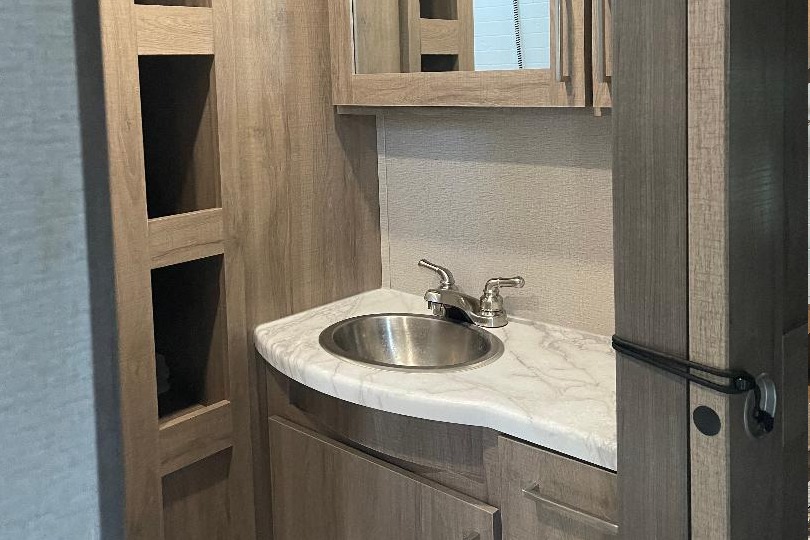 Brandon's Grand Design 3100RD  Travel Trailer