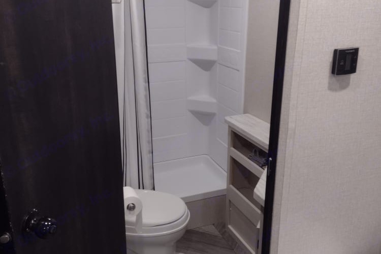 Olympia with Bunks: Delivery Available($85) Fully Equipped: No Prep Fee