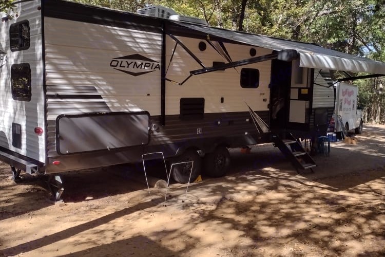 Olympia with Bunks: Delivery Available($85) Fully Equipped: No Prep Fee