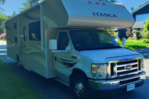 xin's 2014 Winnebago Itasca Spirit Class C