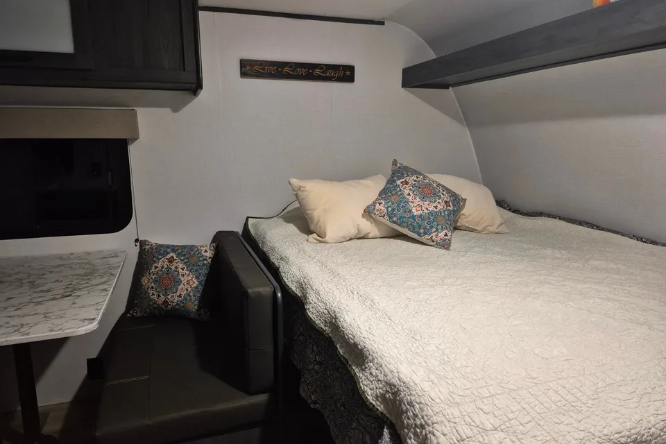 Vanessa's family friendly Aspen trail 2025 Travel Trailer