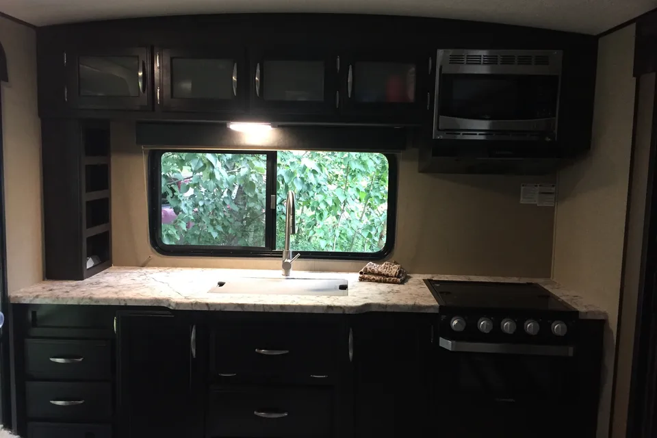 Jaynie's Grand Design Imagine 225ORK Travel Trailer
