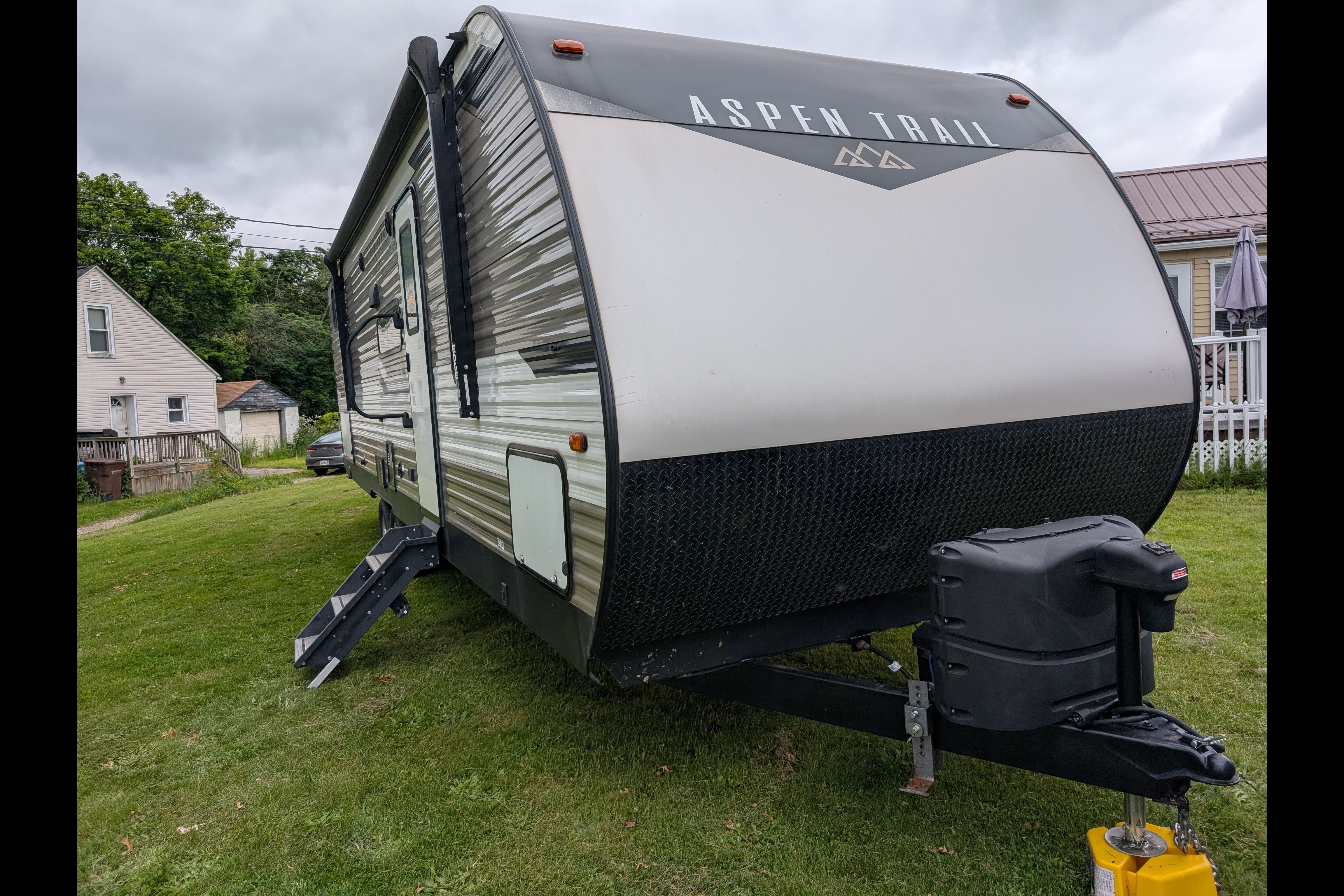 Robert's Dutchmen Aspen Trail 2910BHS Travel Trailer