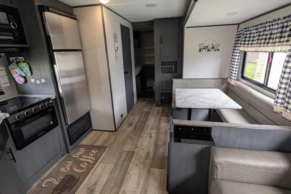 Robert's Dutchmen Aspen Trail 2910BHS Travel Trailer