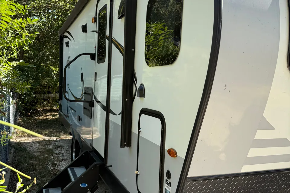 2020 Rockwood MiniLite 2506S | WonderLuxe Escape