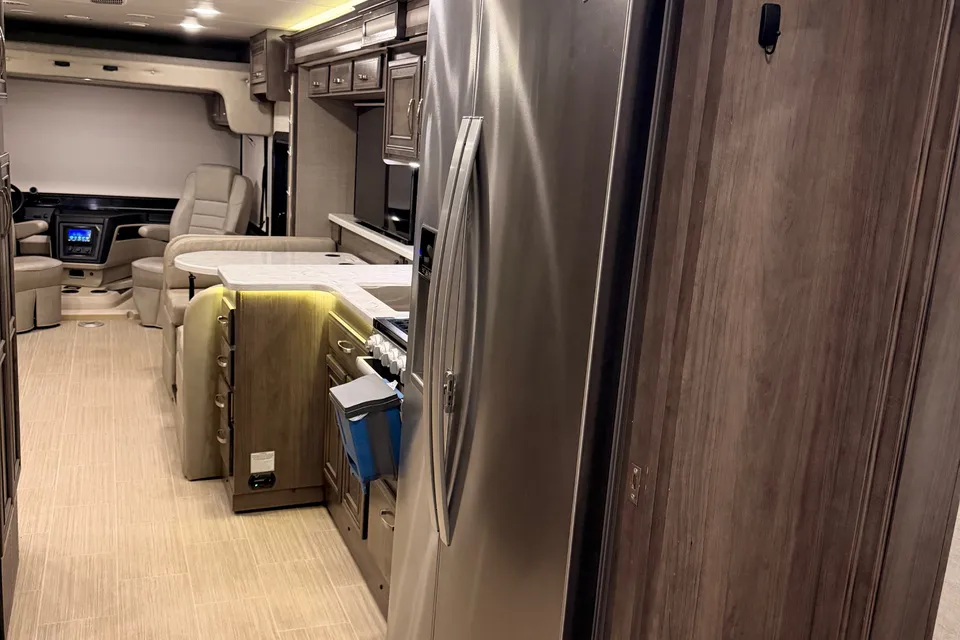 Entegra Coach vison xl Class A
