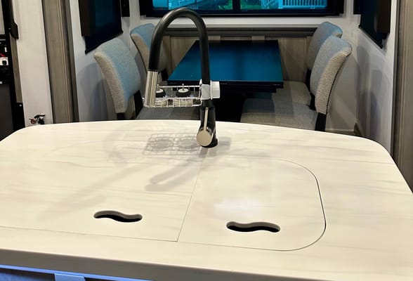 2022 Keystone Montana 3763BP Fifth Wheel