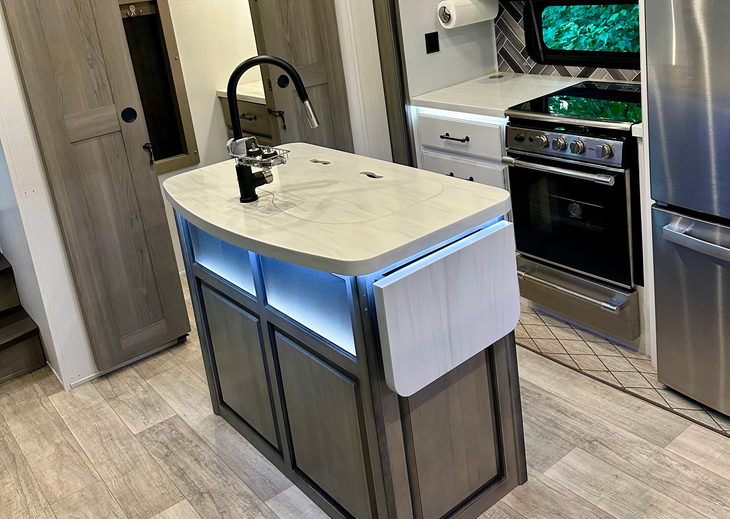 2022 Keystone Montana 3763BP Fifth Wheel