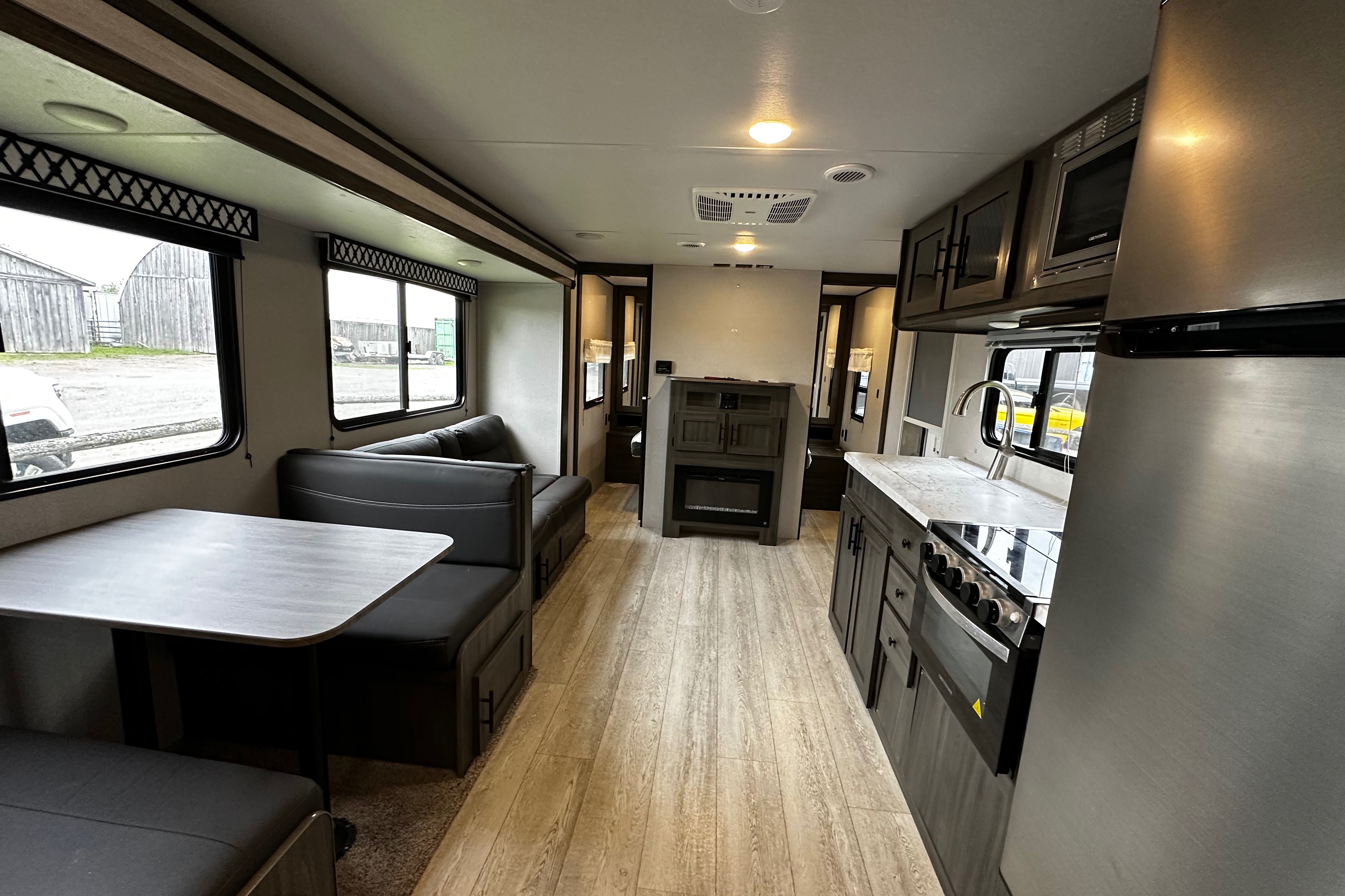 Grand River Comfortline Bunkhouse Escape