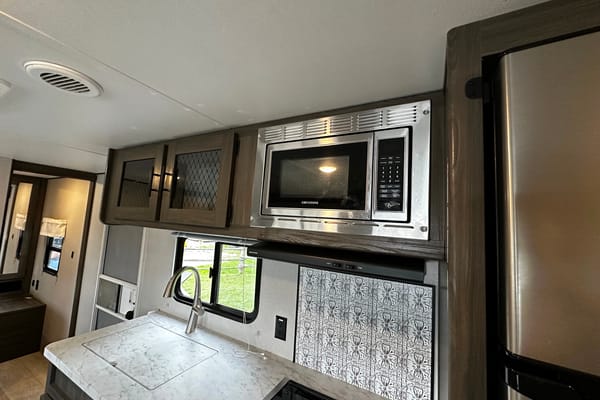 Grand River Comfortline Bunkhouse Escape