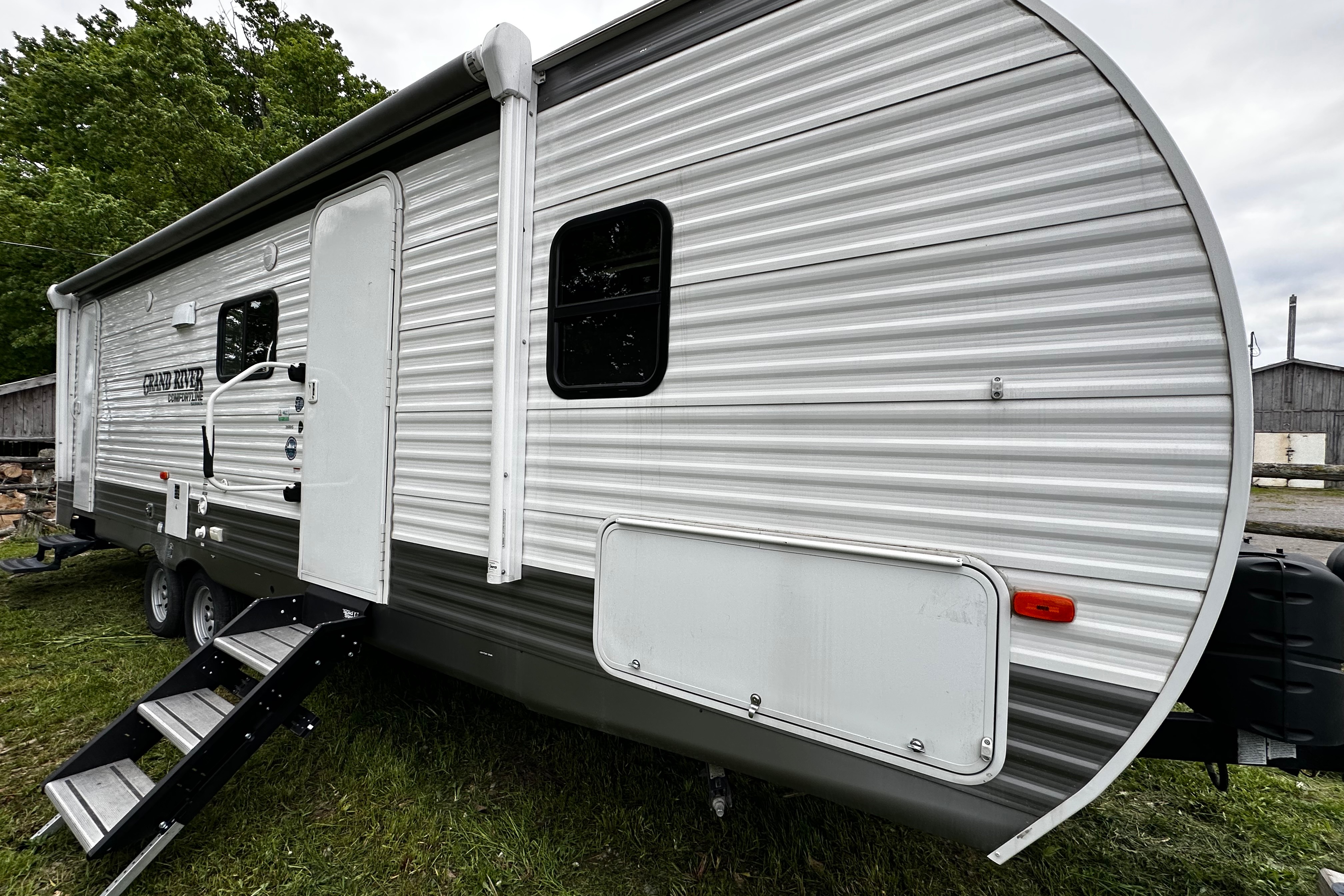 Grand River Comfortline Bunkhouse Escape
